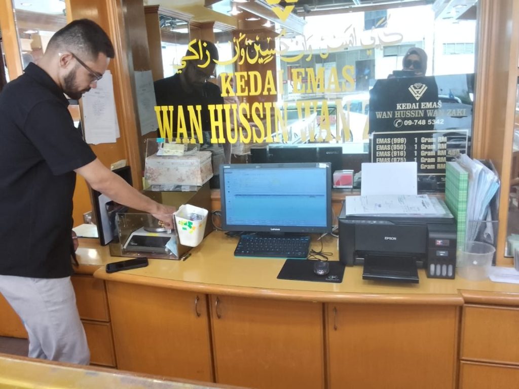 wan hussin wan zaki kedai emas